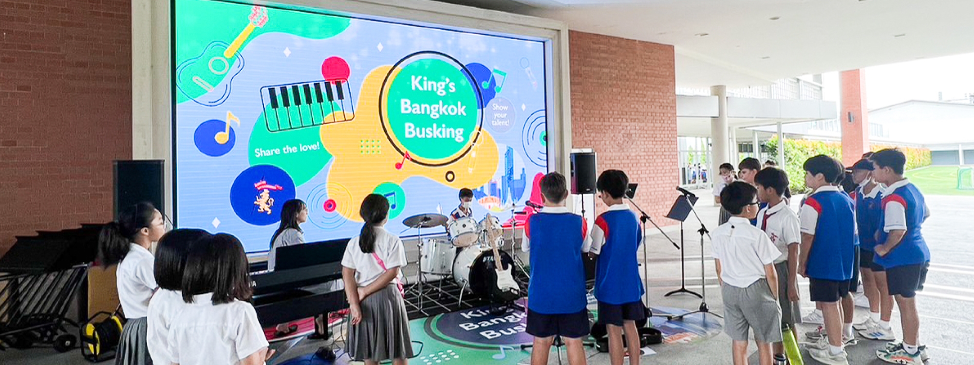 Sharing the love in the Busking Week at King’s Bangkok
