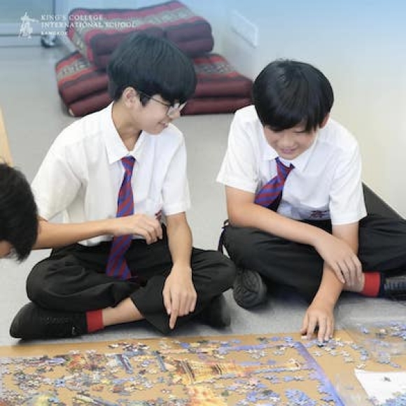 Building wisdom through the Senior House Jigsaw Challenge