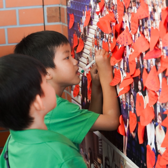 Share Love, Say Thanks for a wonderful year together at King’s Bangkok