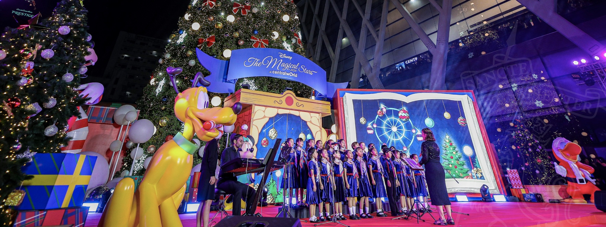 King's Bangkok Festive magic at the Lighting of the centralwOrld Christmas Tree, Shine Together!