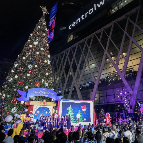 King's Bangkok Festive magic at the Lighting of the centralwOrld Christmas Tree, Shine Together!