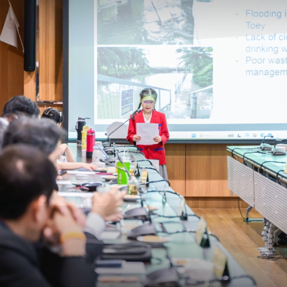 Small Voices, Big Impact: King's Bangkok Year 4 Students Visit the Parliament of Thailand